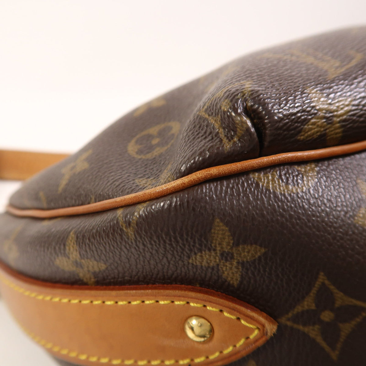 Louis Vuitton Tulum PM · Monogram
