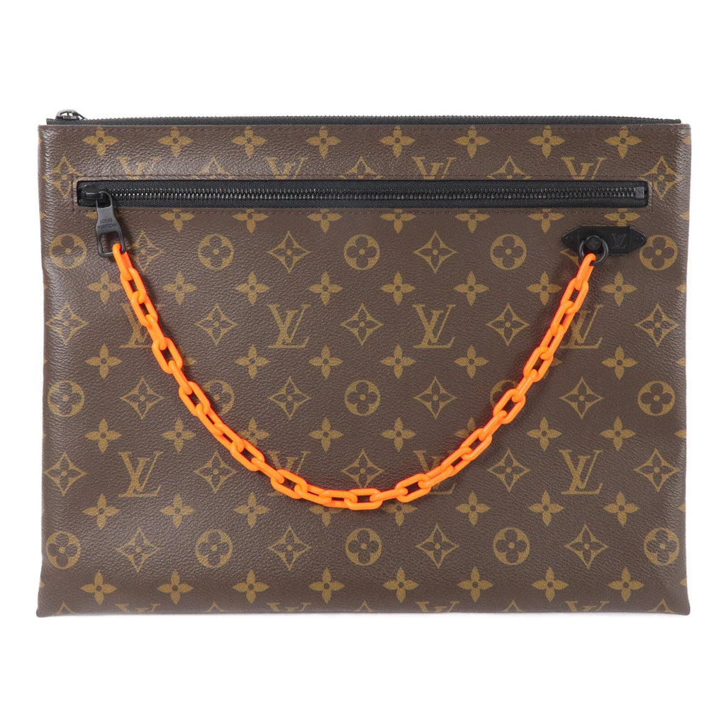 Louis Vuitton Pochette A4 · Monogram