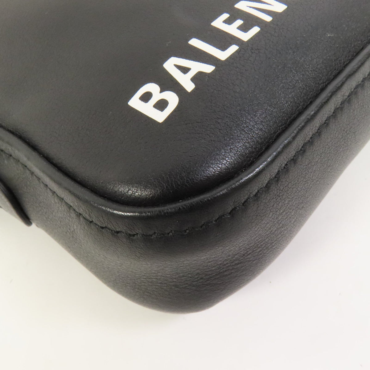 Balenciaga Triangle Clutch · Calfskin