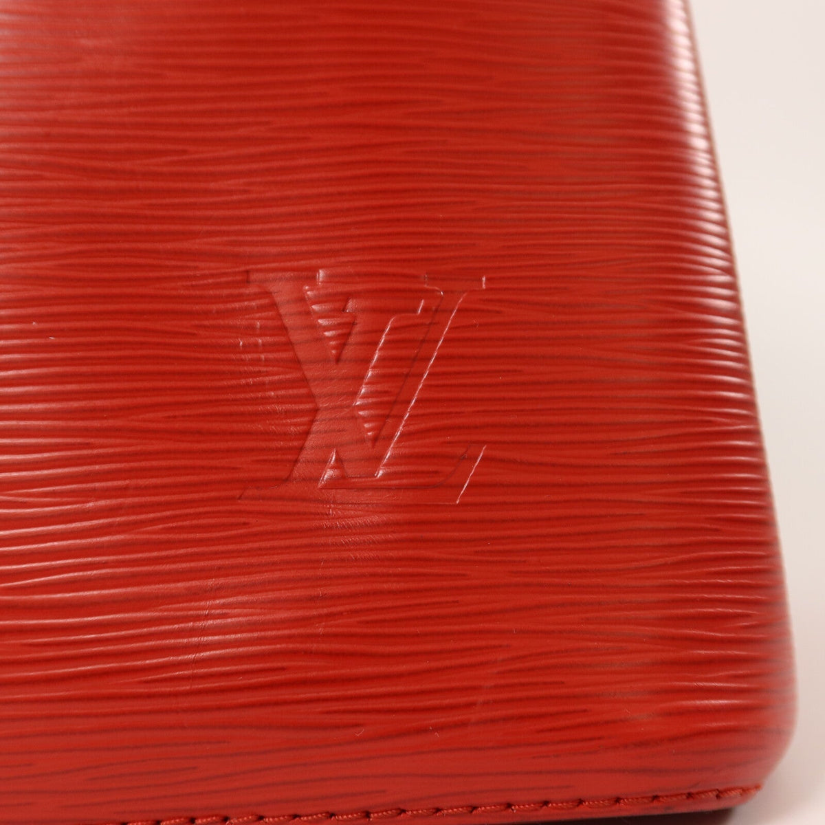 Louis Vuitton NeoNoe MM · Epi Bicolor
