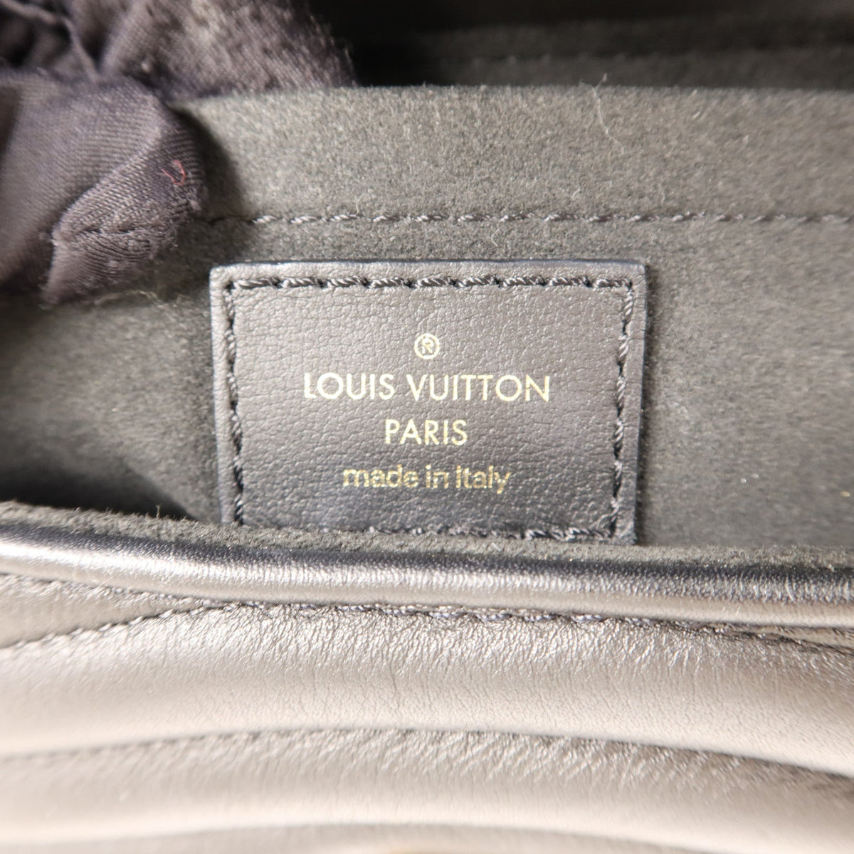 Louis Vuitton New Wave MM · Calfskin