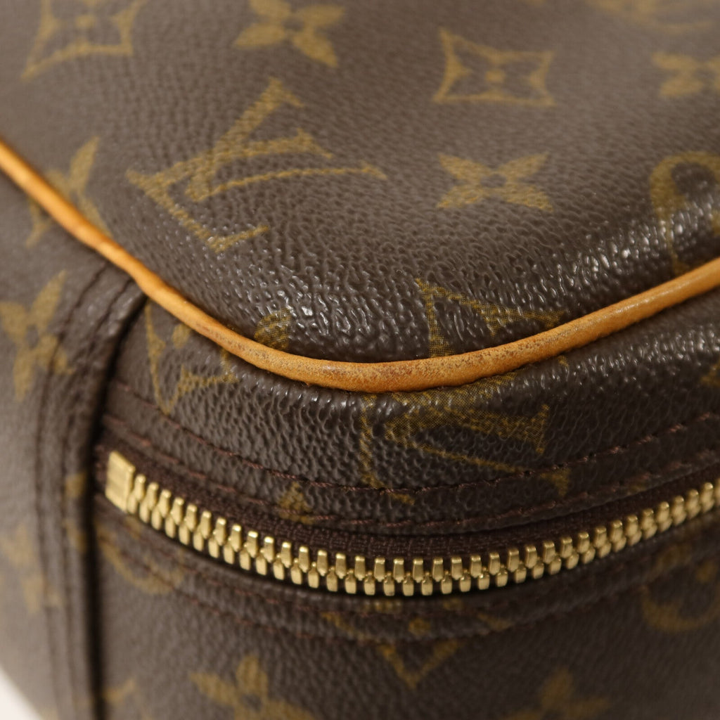 Louis Vuitton Excursion · Monogram Shoe Case