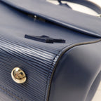 Louis Vuitton Cluny MM · Epi Leather