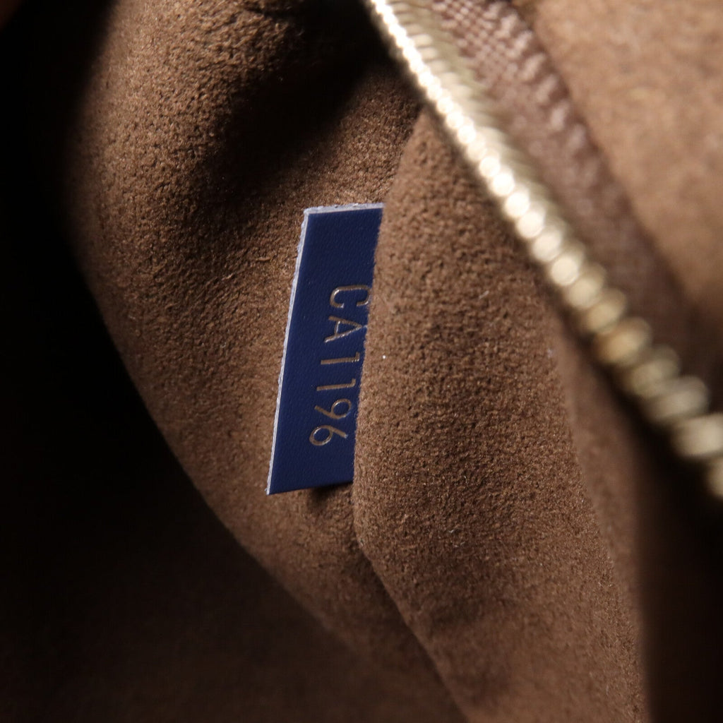 Louis Vuitton Cluny MM · Epi Leather