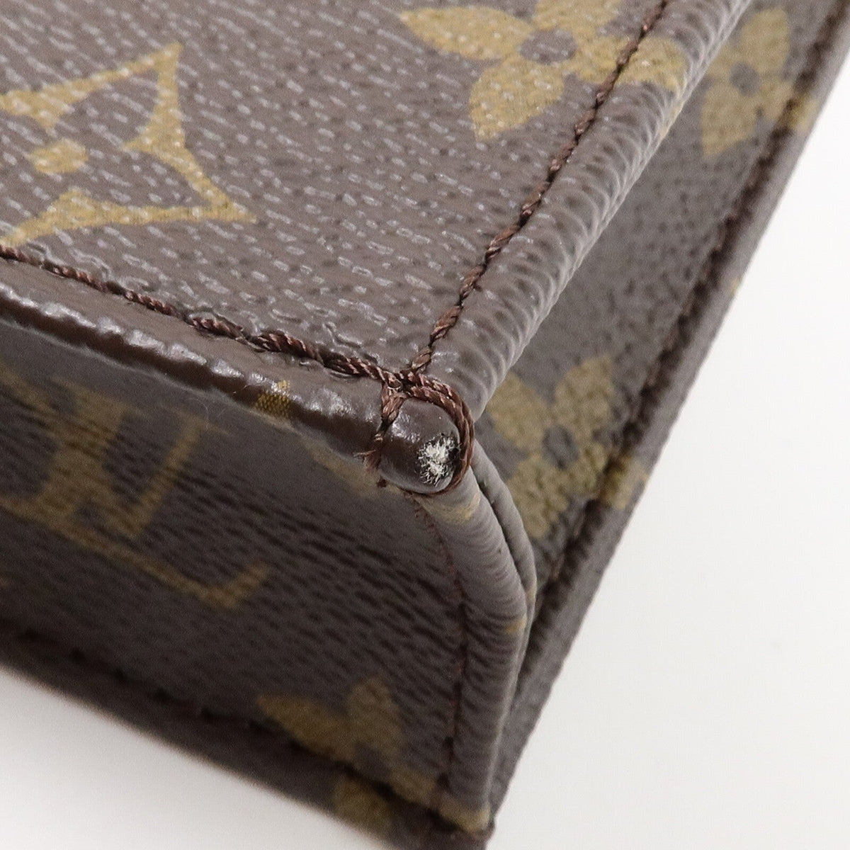 Louis Vuitton Petit Sac Plat · Monogram