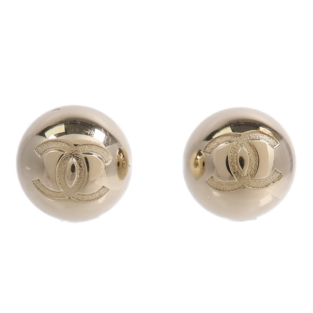 Chanel CC Earrings · Gold-Tone
