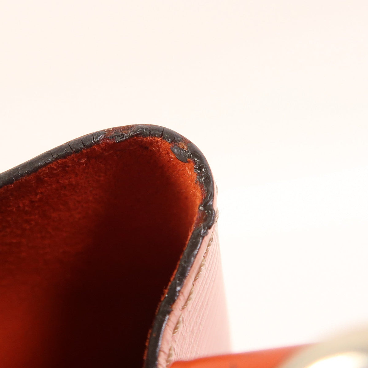 Louis Vuitton Neo Noé MM · Epi Leather