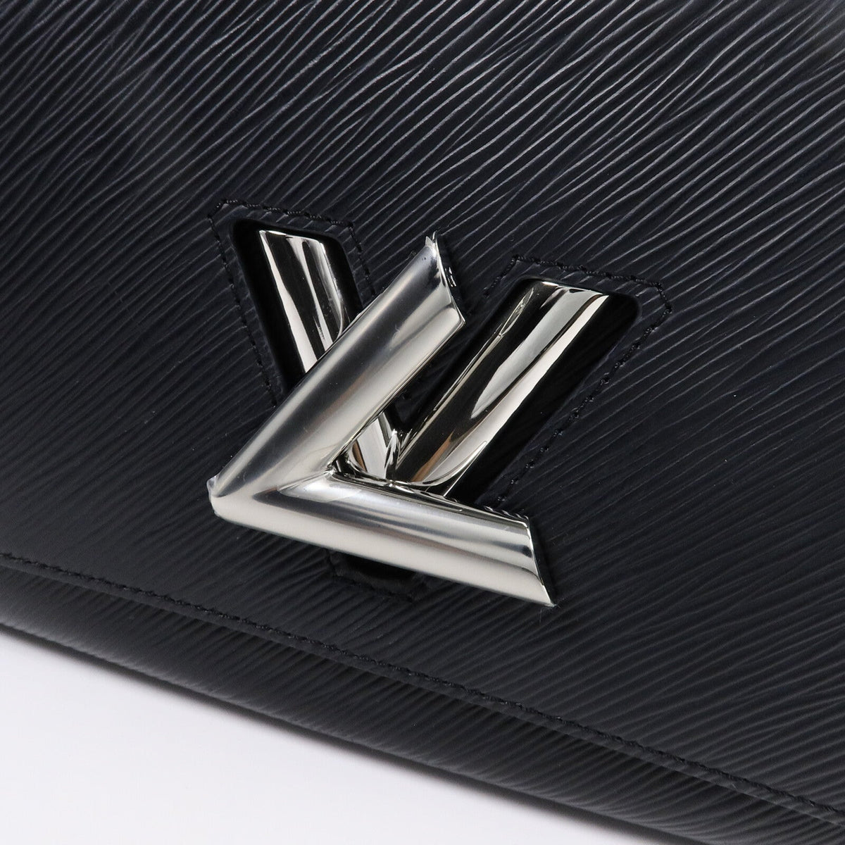 Louis Vuitton Twist MM · Epi