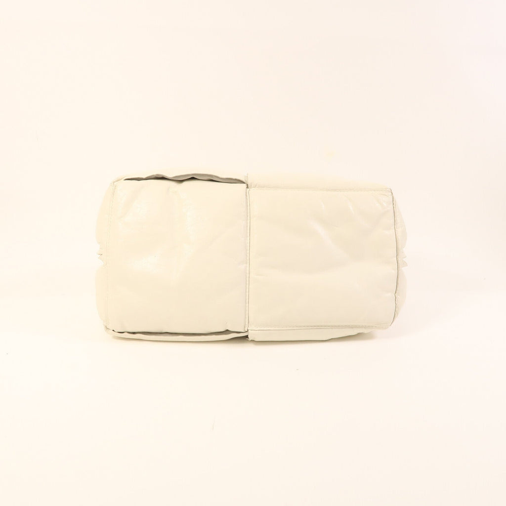 Bottega Veneta Clutch · Calfskin