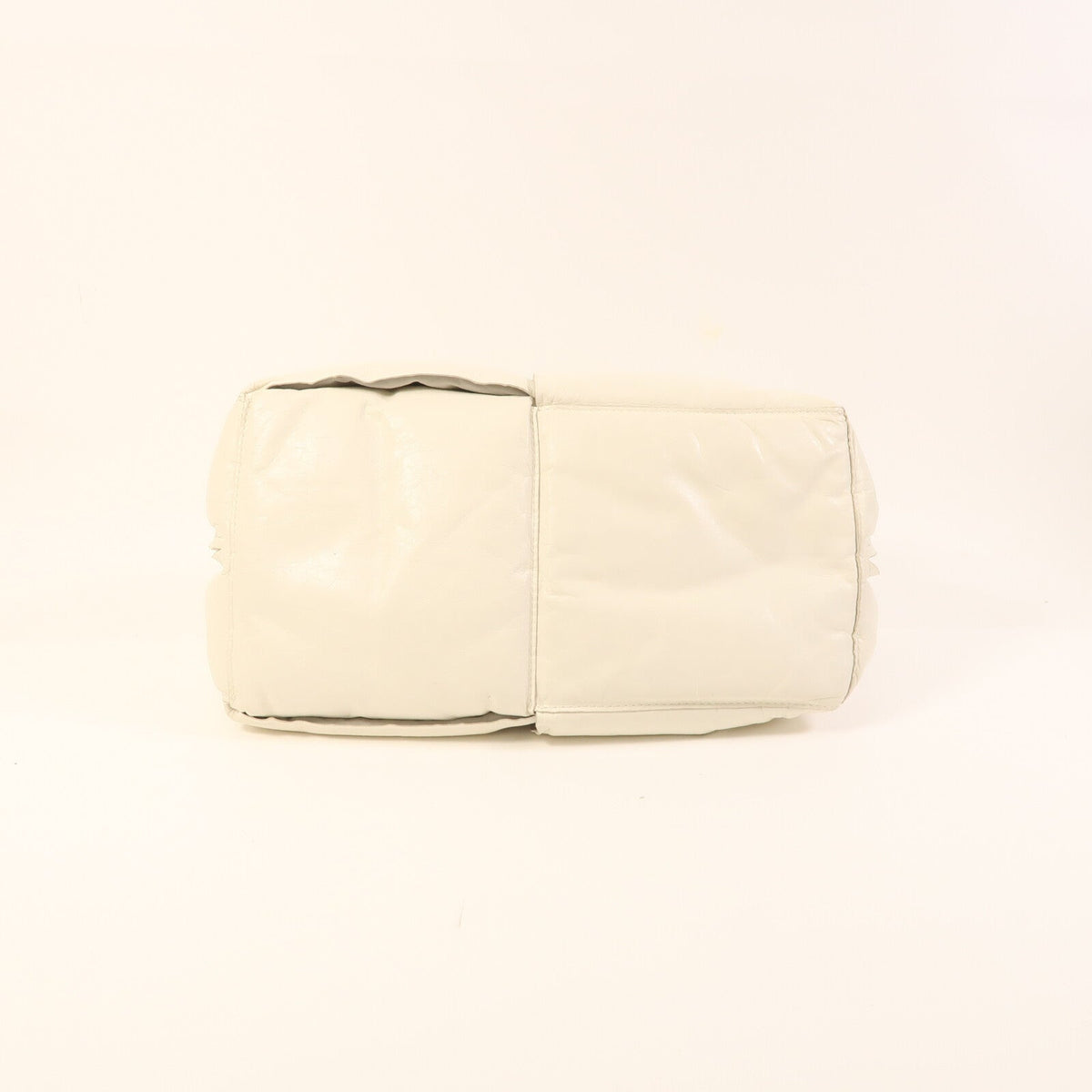 Bottega Veneta Clutch · Calfskin