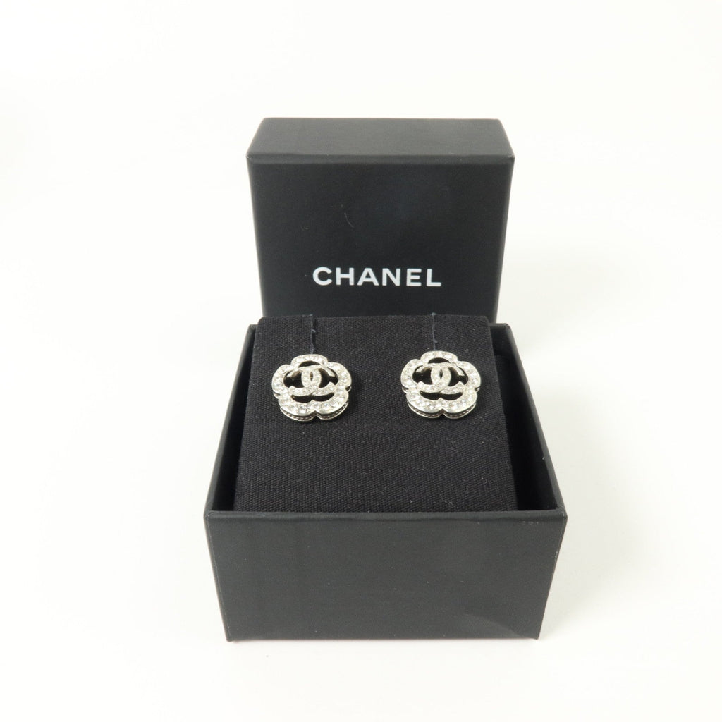 CHANEL CC Earrings · Metal