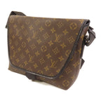 Louis Vuitton Messenger · Monogram Macassar