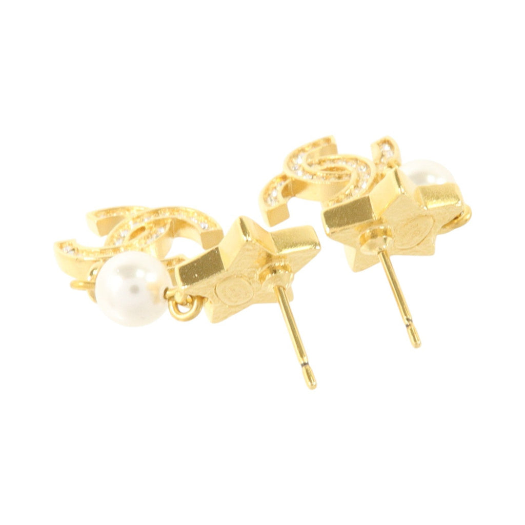CHANEL CC Earrings · Pearl Detail
