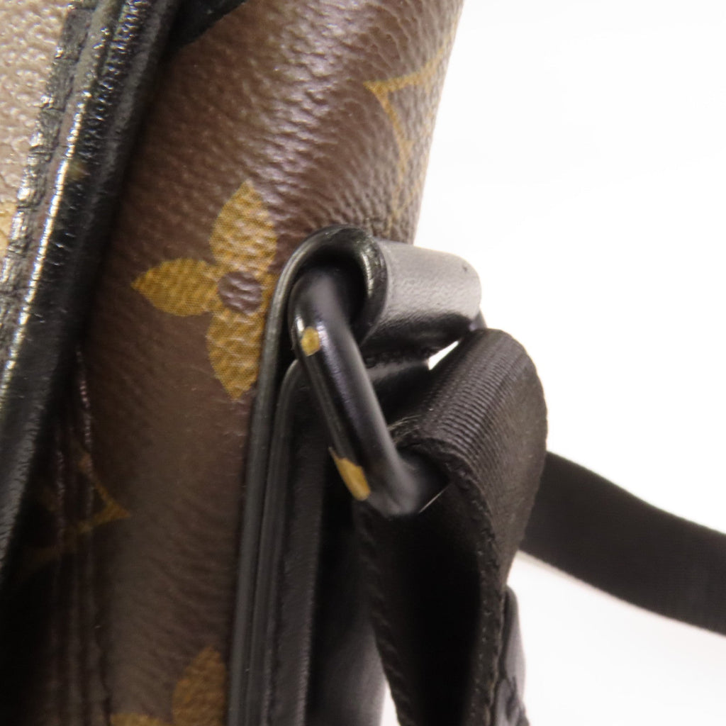 Louis Vuitton Messenger · Monogram Macassar
