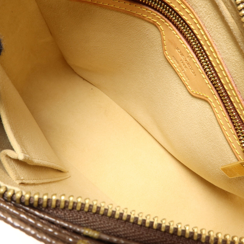 Louis Vuitton Looping MM · Monogram