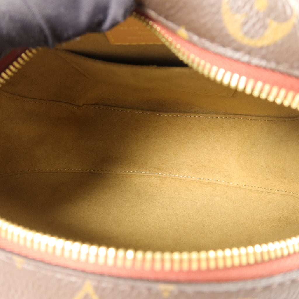 Louis Vuitton Boîte Chapeau Souple · Monogram