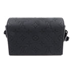 Louis Vuitton Steamer · Monogram Taurillon