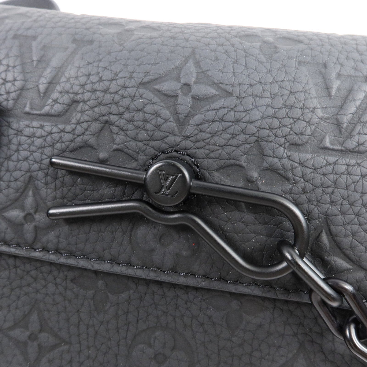 Louis Vuitton Steamer · Monogram Taurillon