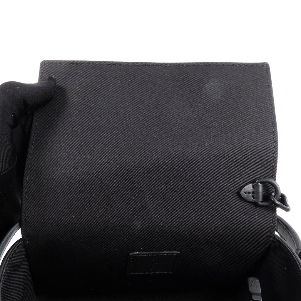 Louis Vuitton Steamer · Monogram Taurillon