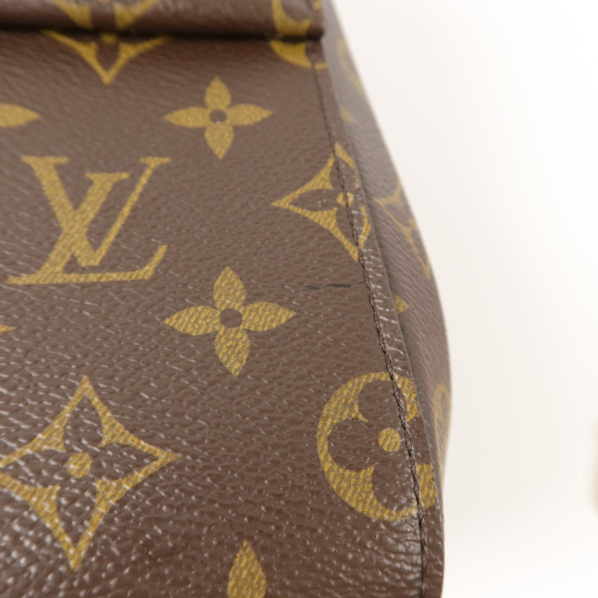 Louis Vuitton Cluny BB · Monogram