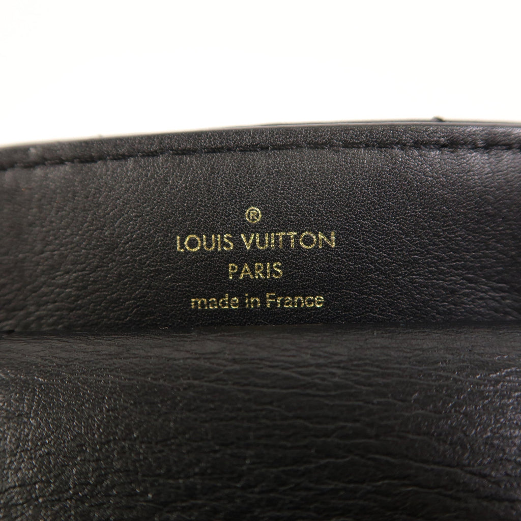 Louis Vuitton New Wave Chain Tote · Calfskin