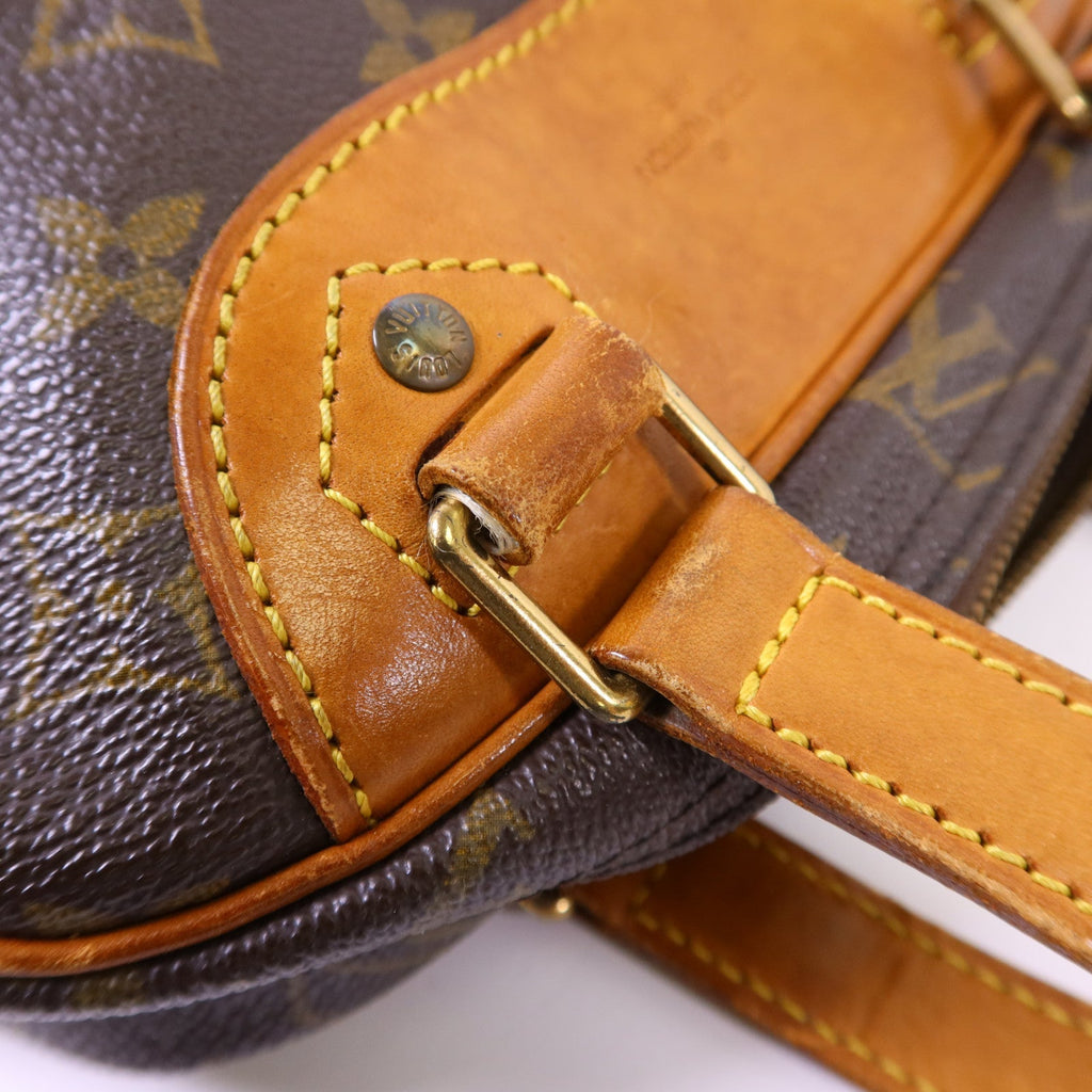 Louis Vuitton Excursion · Monogram Canvas