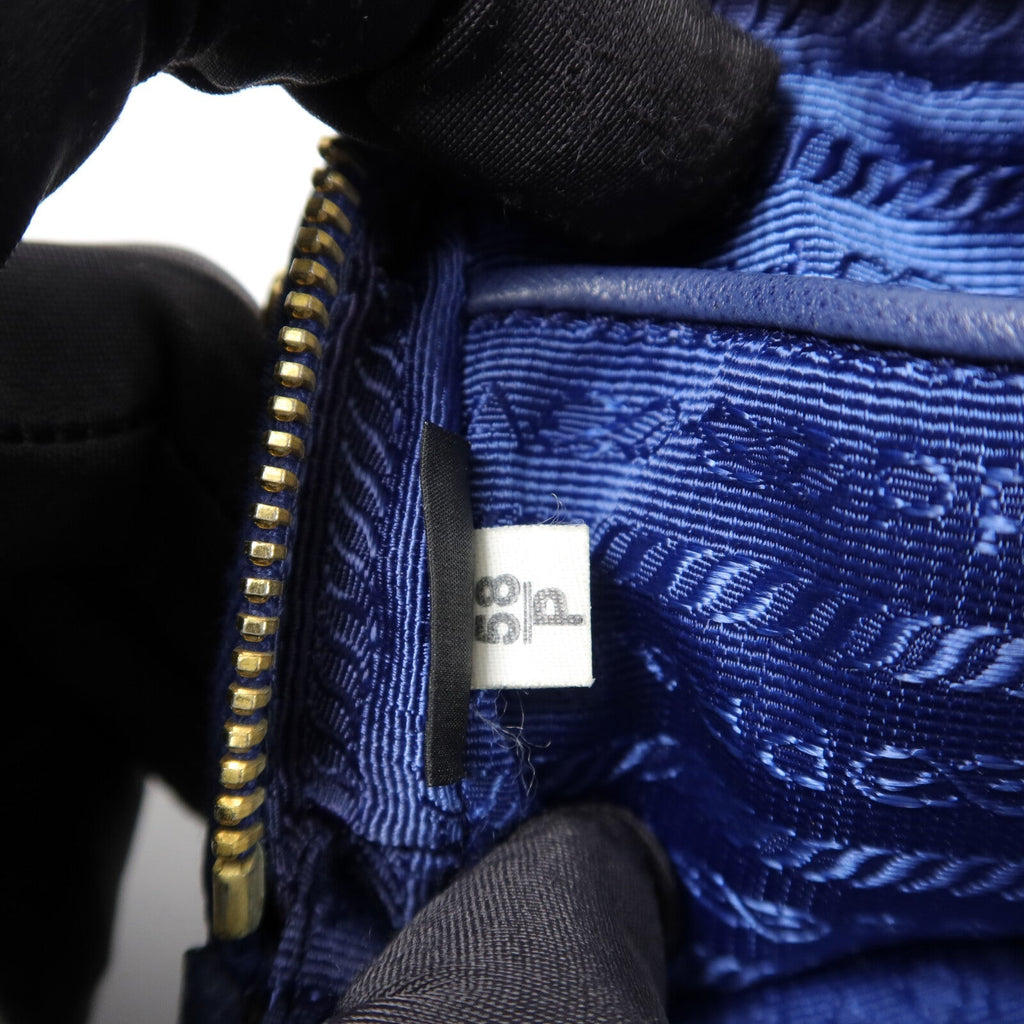 Prada Ribbon Camera Bag · Tessuto