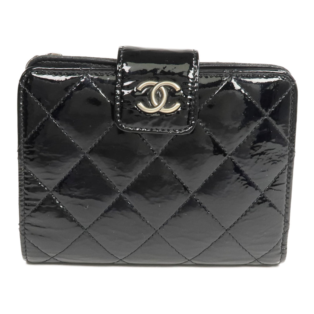 Chanel CC · Patent Leather
