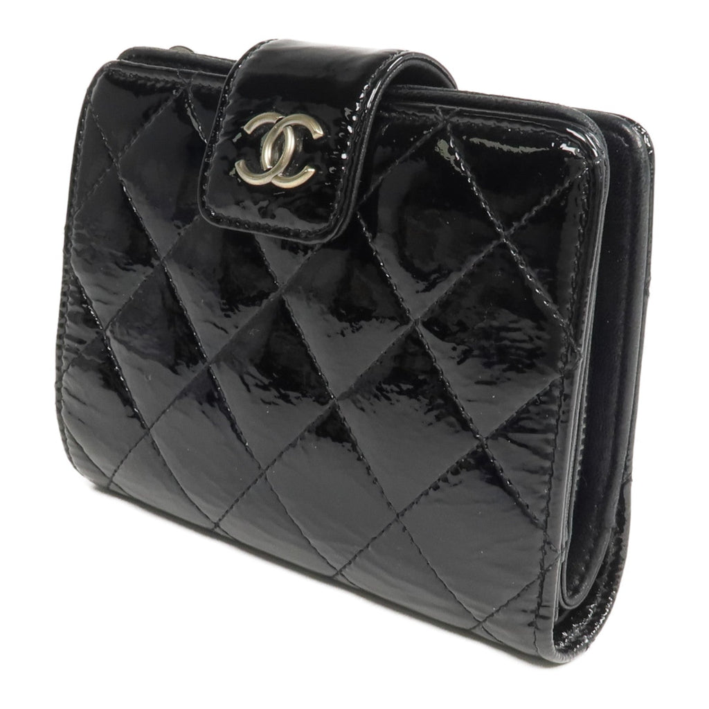 Chanel CC · Patent Leather