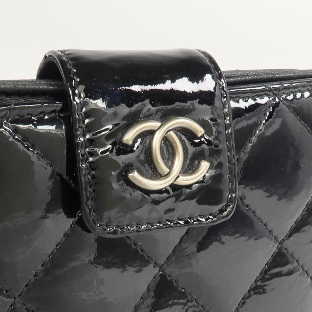 Chanel CC · Patent Leather