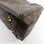 Louis Vuitton Montaigne BB · Monogram