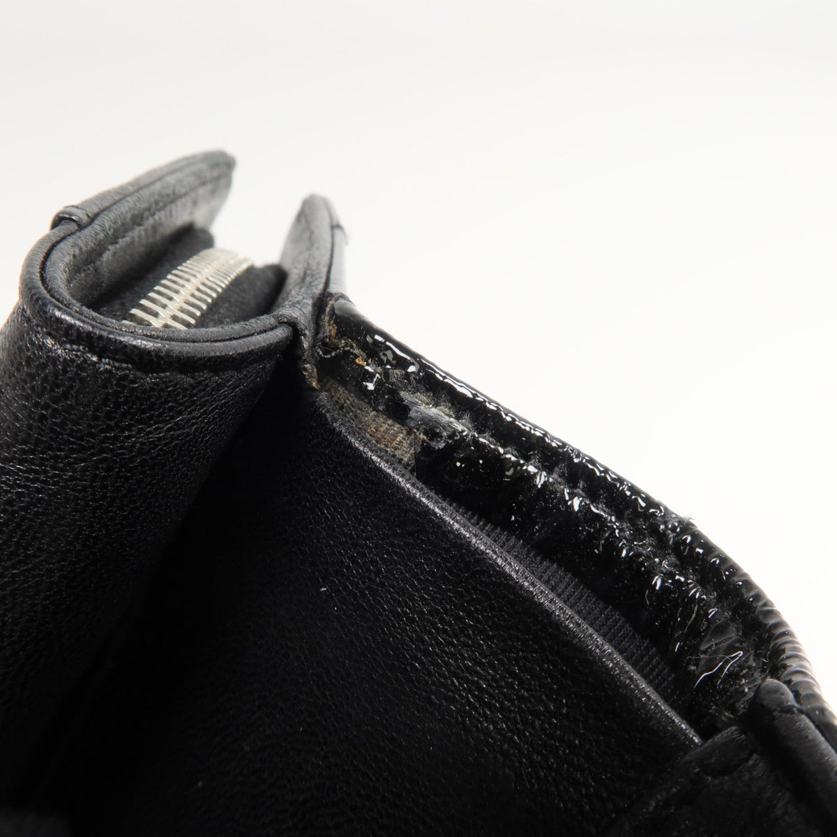 Chanel CC · Patent Leather
