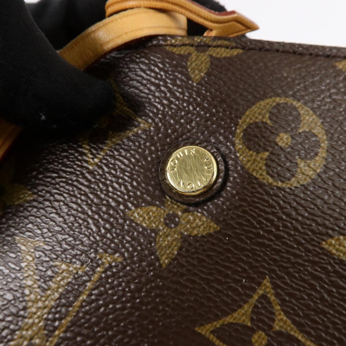 Louis Vuitton Montaigne BB · Monogram