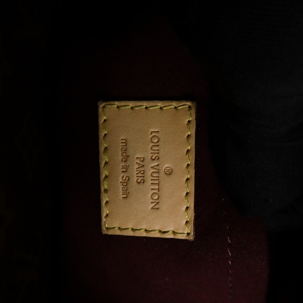 Louis Vuitton Montaigne BB · Monogram
