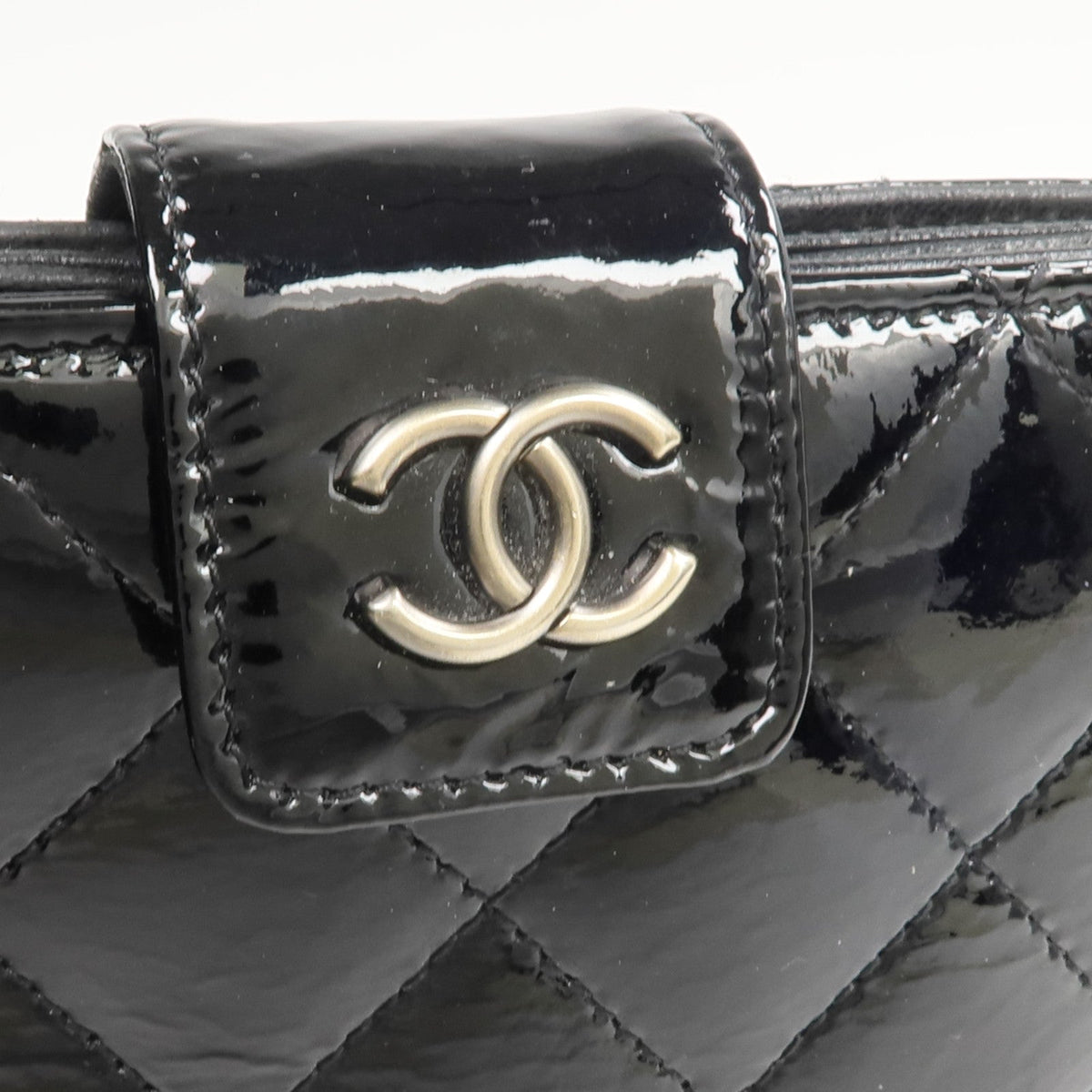 Chanel CC · Patent Leather