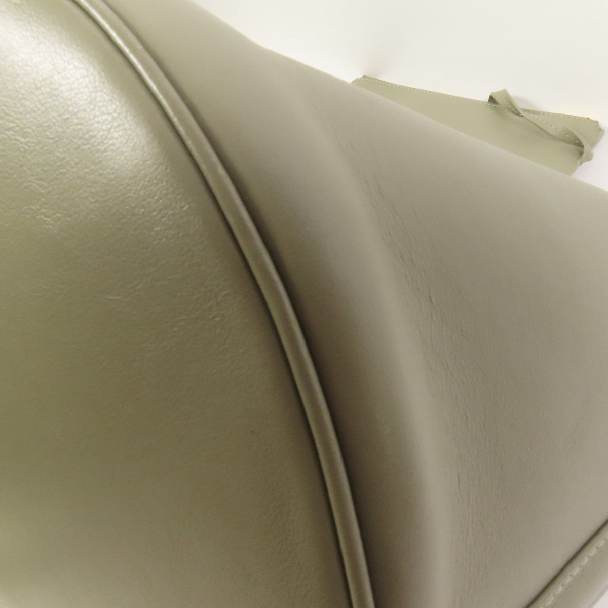 Celine Bucket 16 · Calfskin