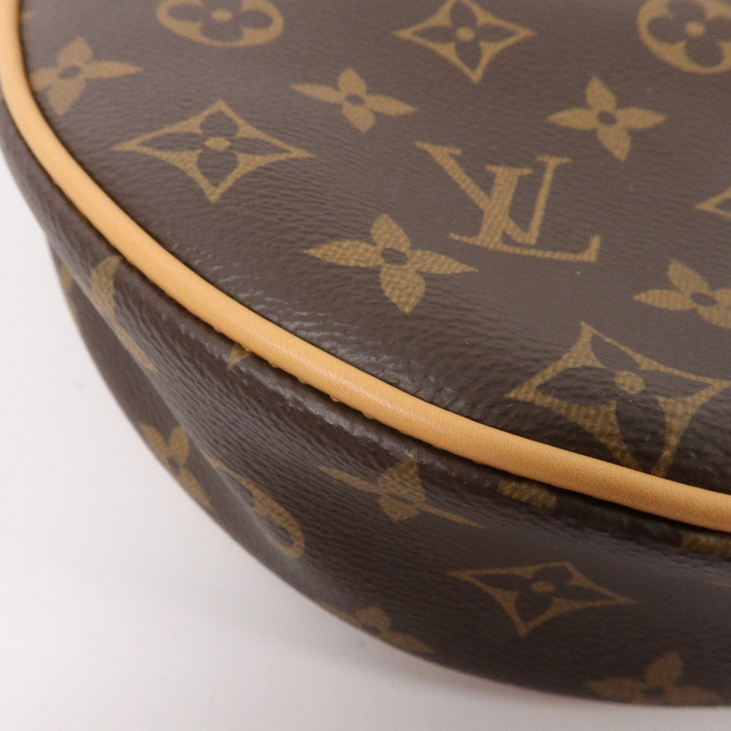 Louis Vuitton Loop · Monogram