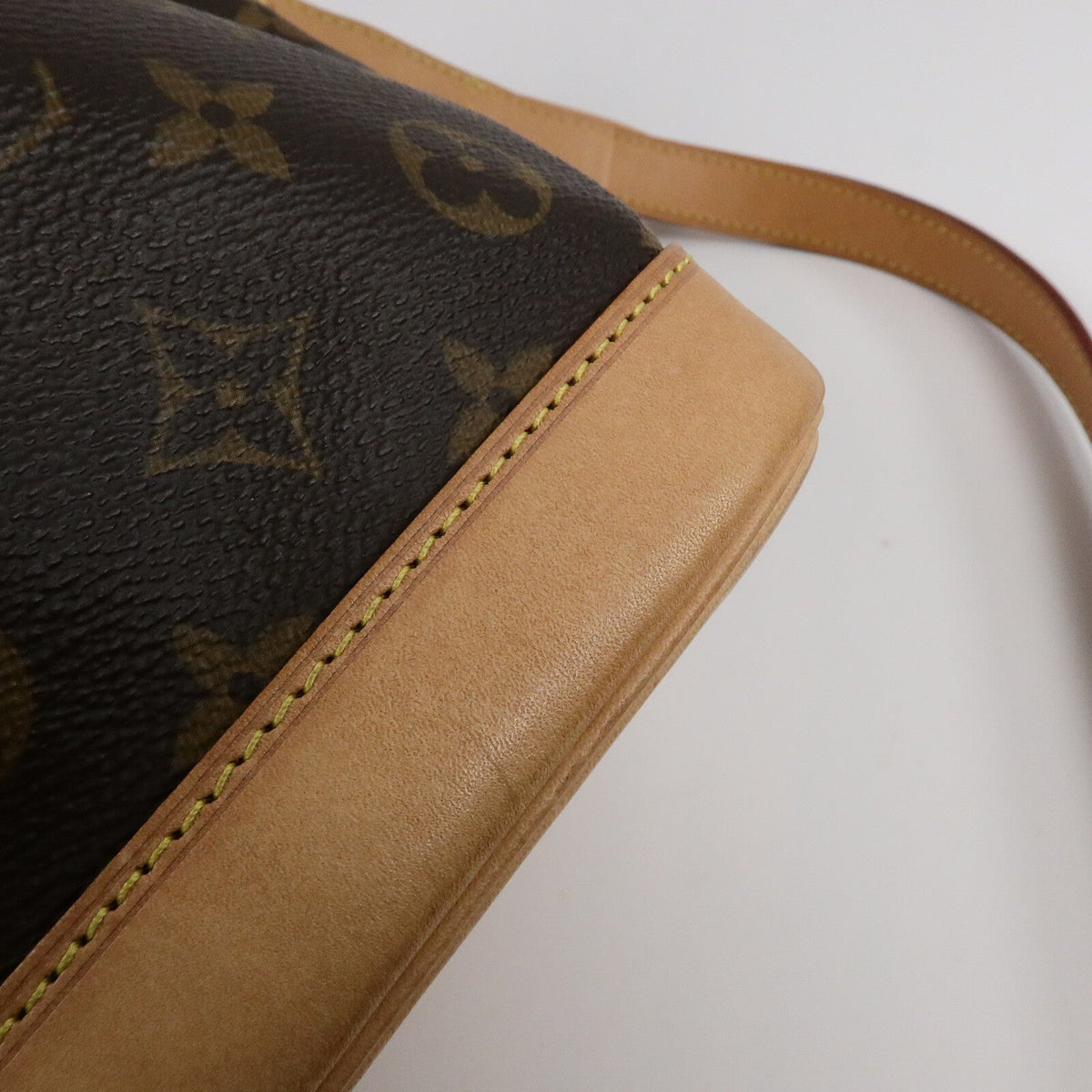 Louis Vuitton Noé BB · Monogram