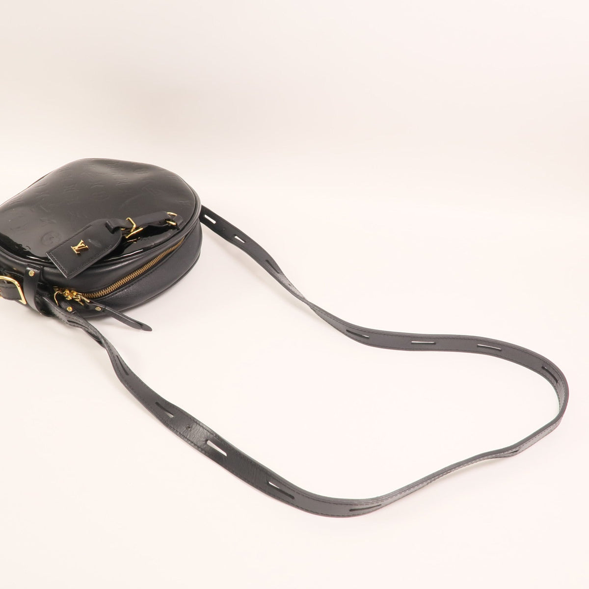 Louis Vuitton Boite Chapeau Souple · Vernis