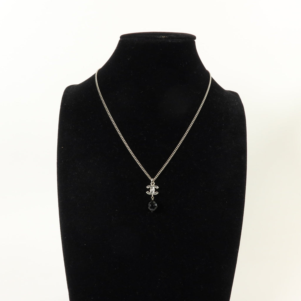 Chanel CC Necklace · Metal