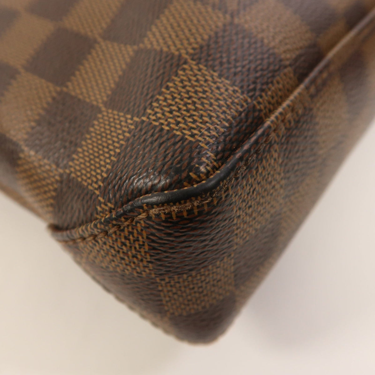 Louis Vuitton Jake Messenger PM · Damier Ebene