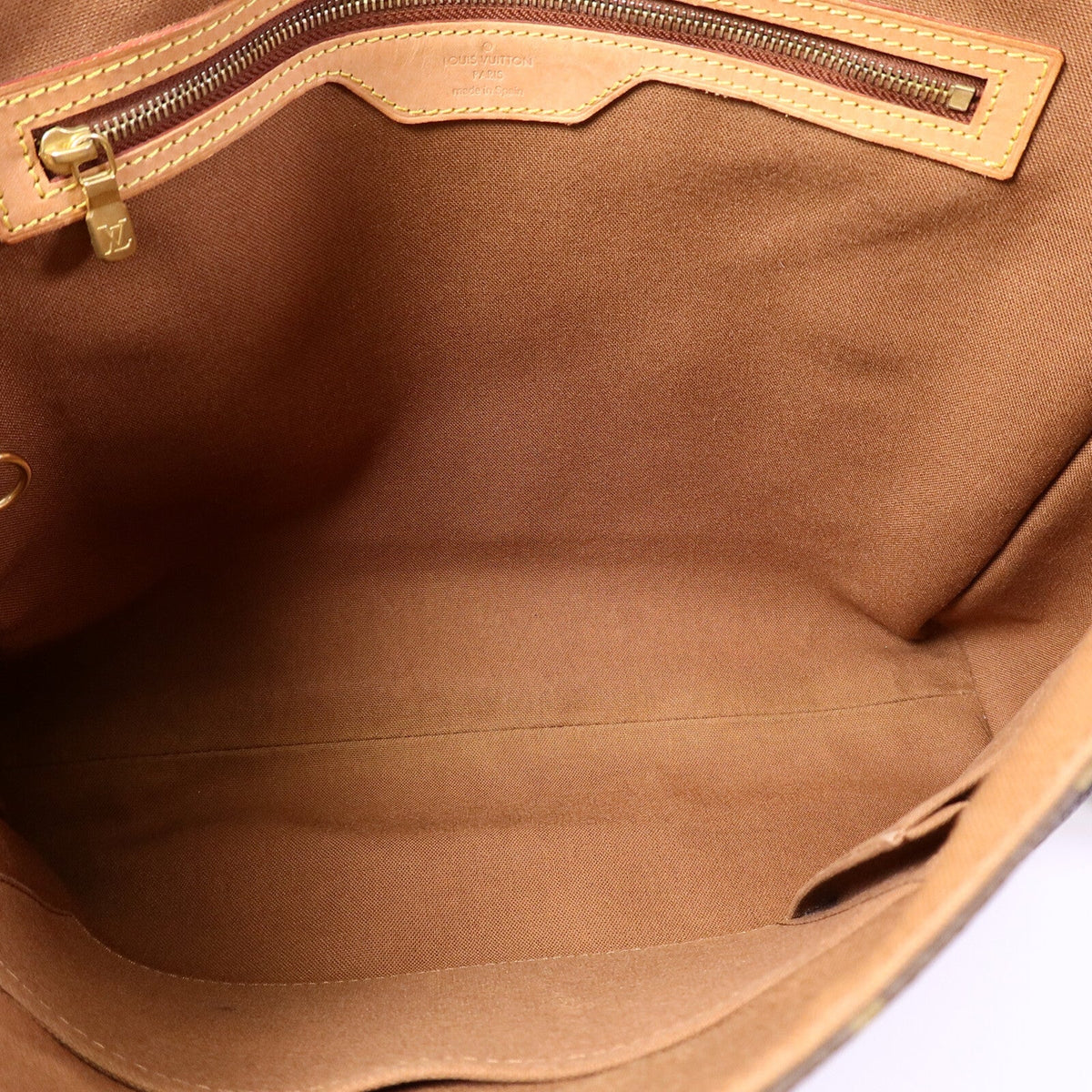 Louis Vuitton Abbesses · Monogram