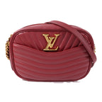 Louis Vuitton New Wave · Chain Bag