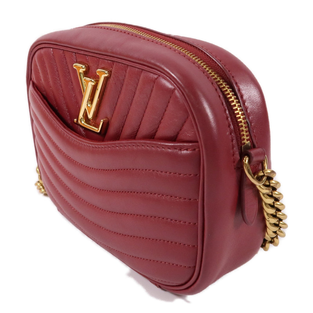 Louis Vuitton New Wave · Chain Bag