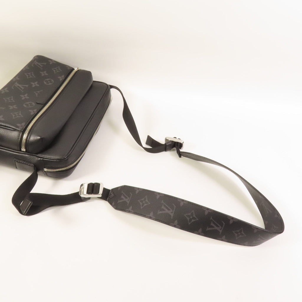 Louis Vuitton Messenger PM · Monogram Eclipse