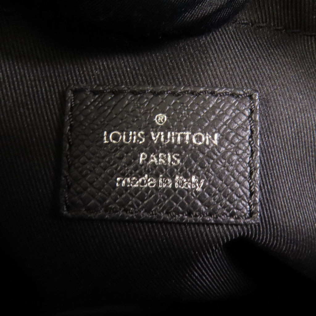 Louis Vuitton Messenger PM · Monogram Eclipse