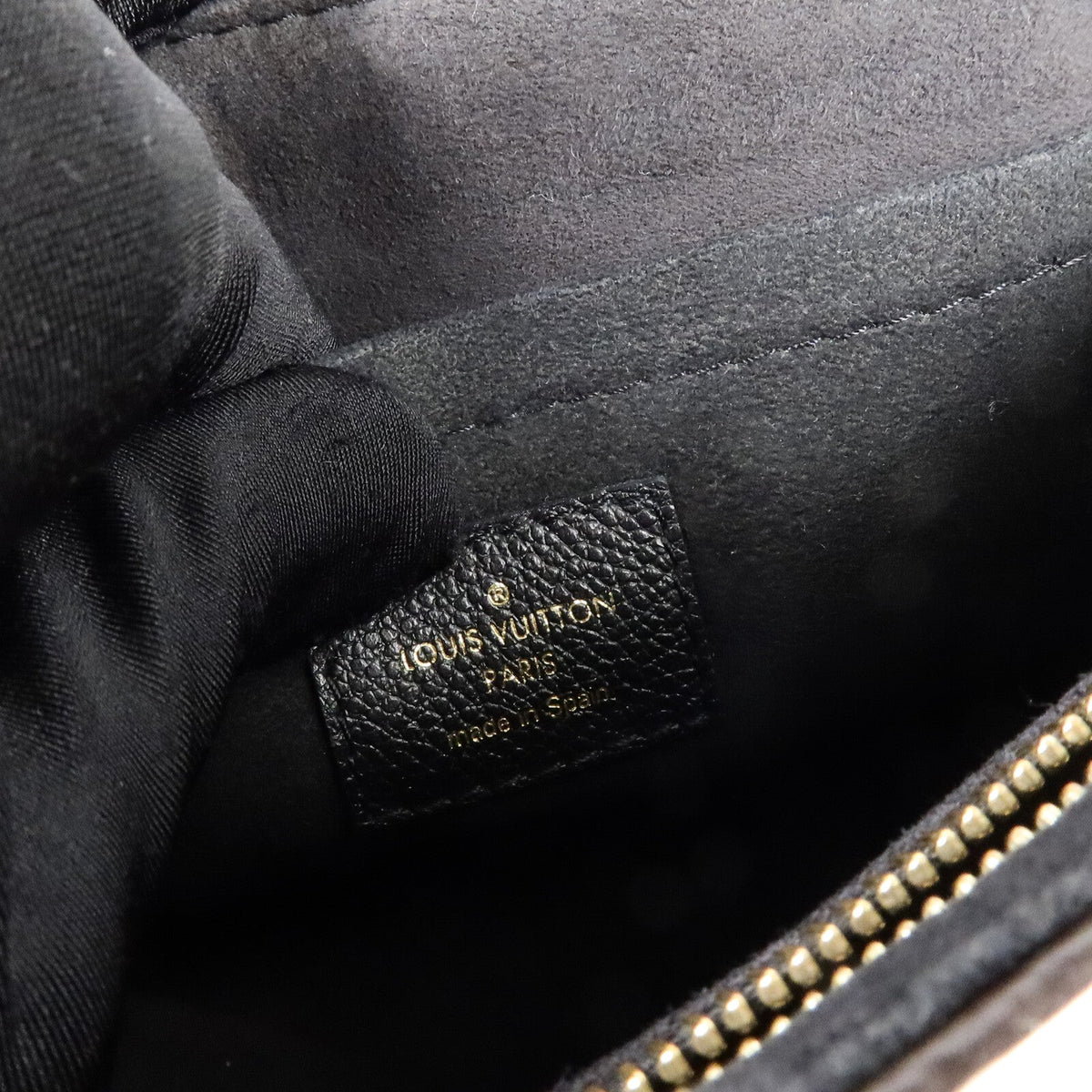 Louis Vuitton Saint Placide · Monogram