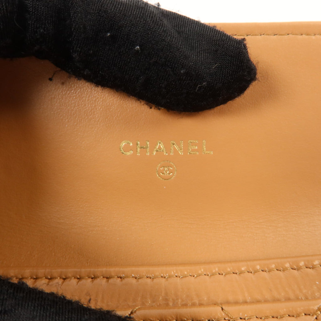 CHANEL 19 · Card Holder · Lambskin