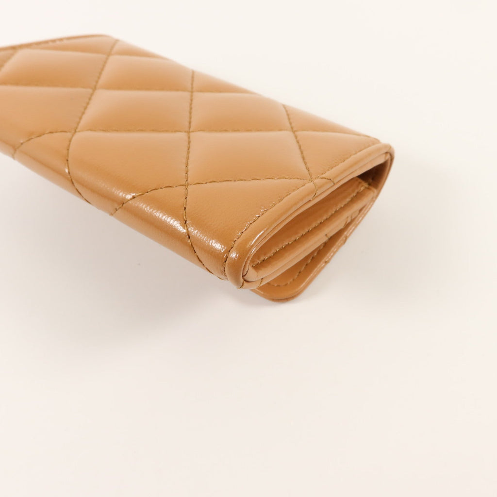 CHANEL 19 · Card Holder · Lambskin