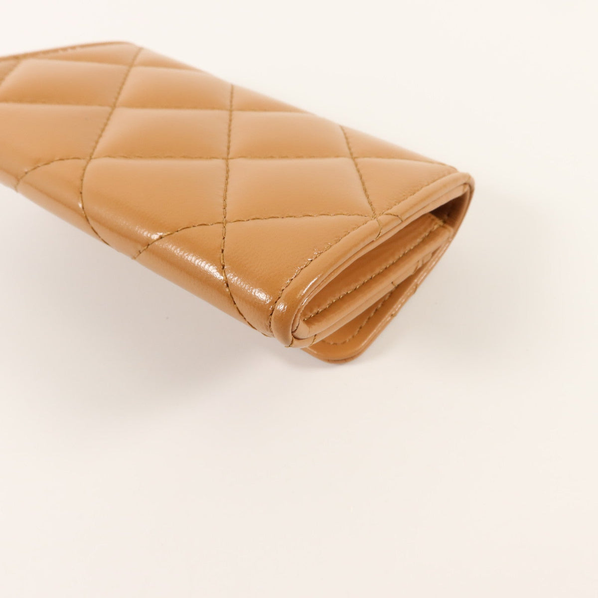 CHANEL 19 · Card Holder · Lambskin